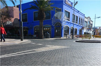 Northbridge Piazza redevelopment utilised Kimberley Black Granite Cobblestones in an exfoliated finish.