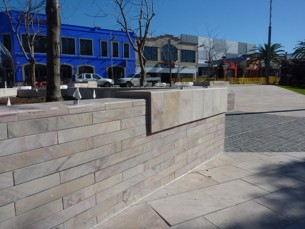 Kimberley Quartzite utilised in the seating walls at the Northbridge Piazza.